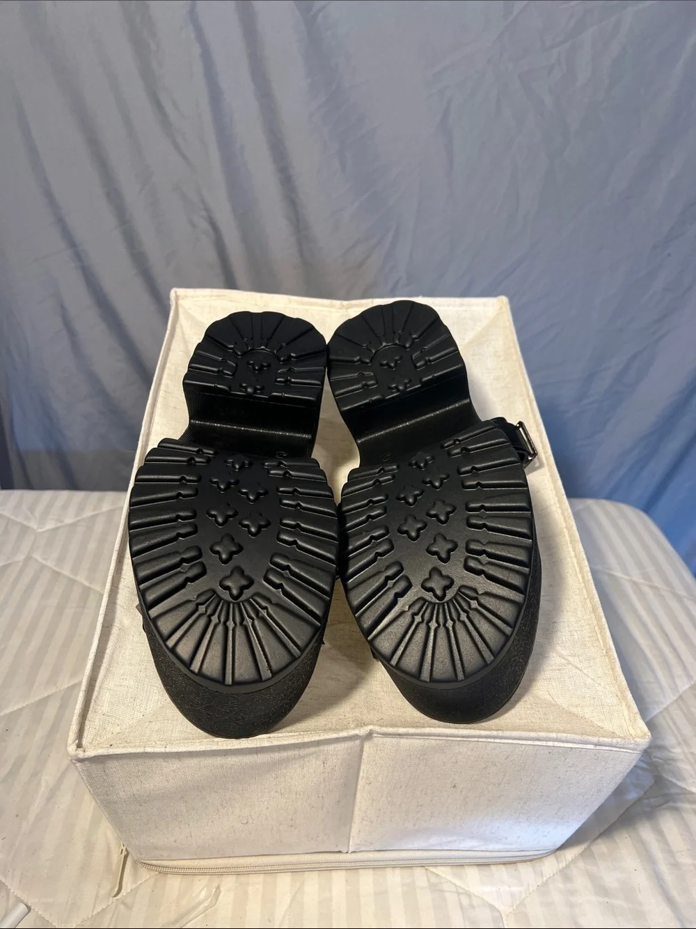SHEIN Black Studded Platform Slide Sandals